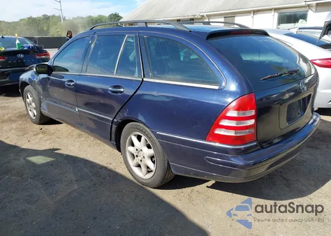 2003 Mercedes-Benz C 240 z USA, uszkodzony, nr VIN WDBRH61J23F344584